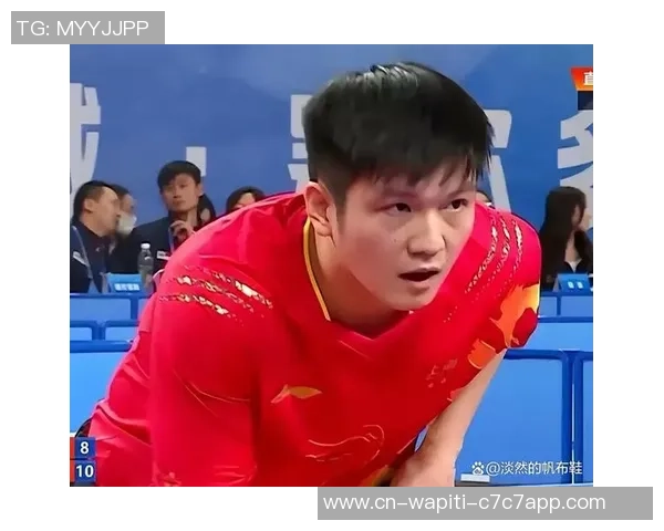 格式！樊振东得知林诗栋没陪练自动找他对练，反手拧拉绝技倾囊相授